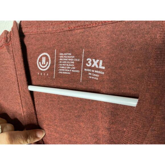 < Neff Plus Size Men’s Logo Graphic Tee Size 3X > - Picture 3 of 4